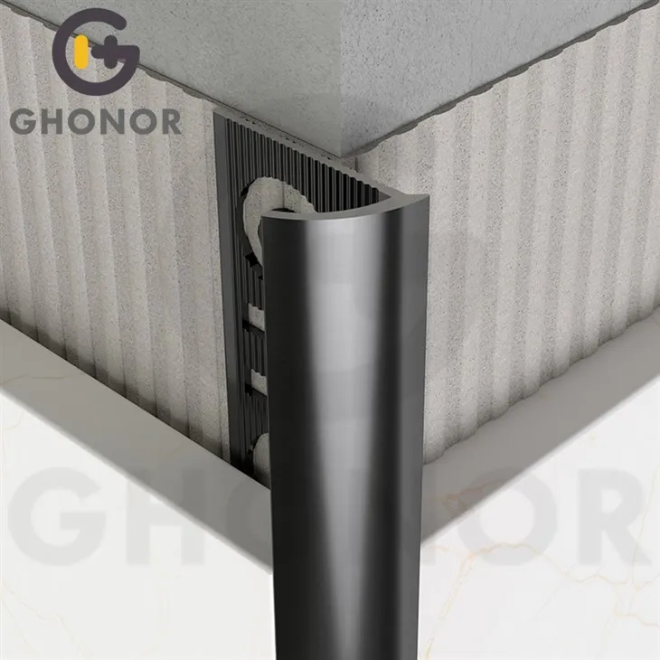 Црни обруб плочица